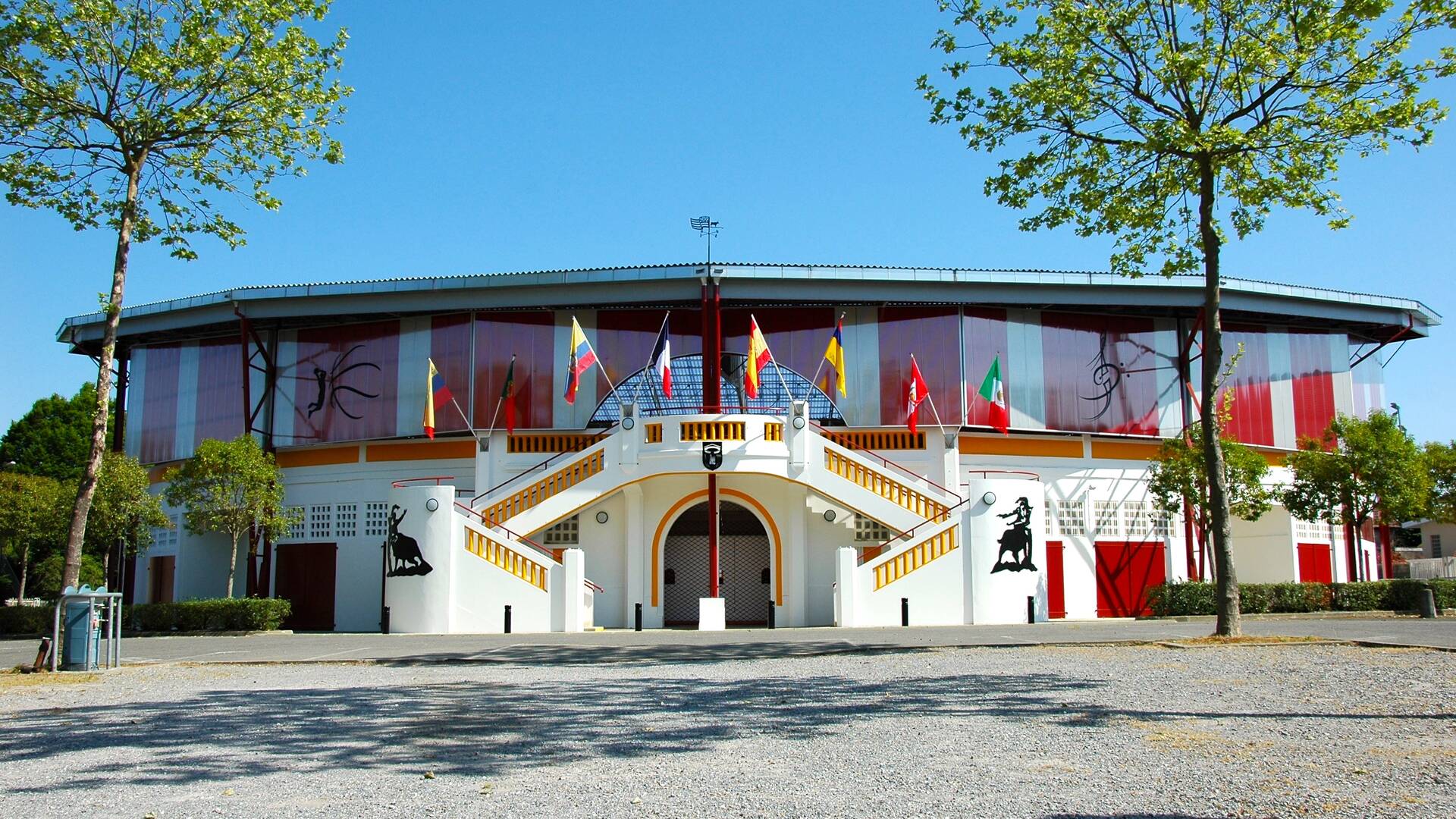 Arènes de Pomarez, chef lieu de la course landaise