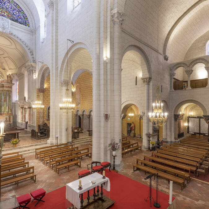 Vue du choeur et du transept de l'abbatiale de Saint-Sever (c) Paul Meyranx.jpg