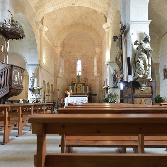 Intérieur de la collégiale